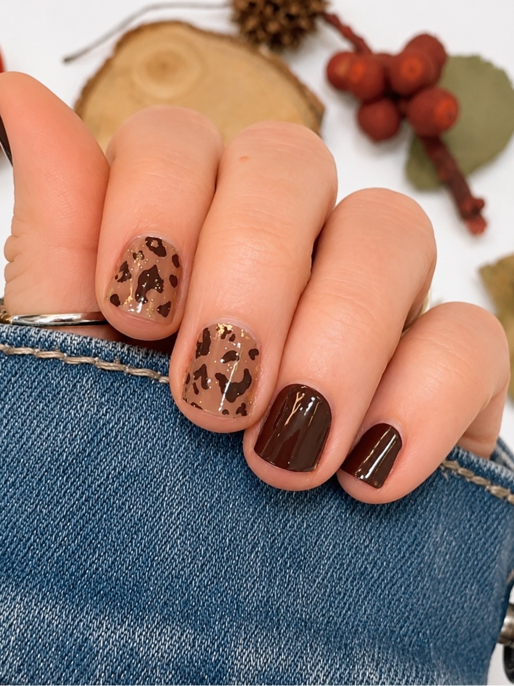 Leopard Mocha Lux Nail Wraps | 16 Piece Set | Brown & Gold Leopard Design